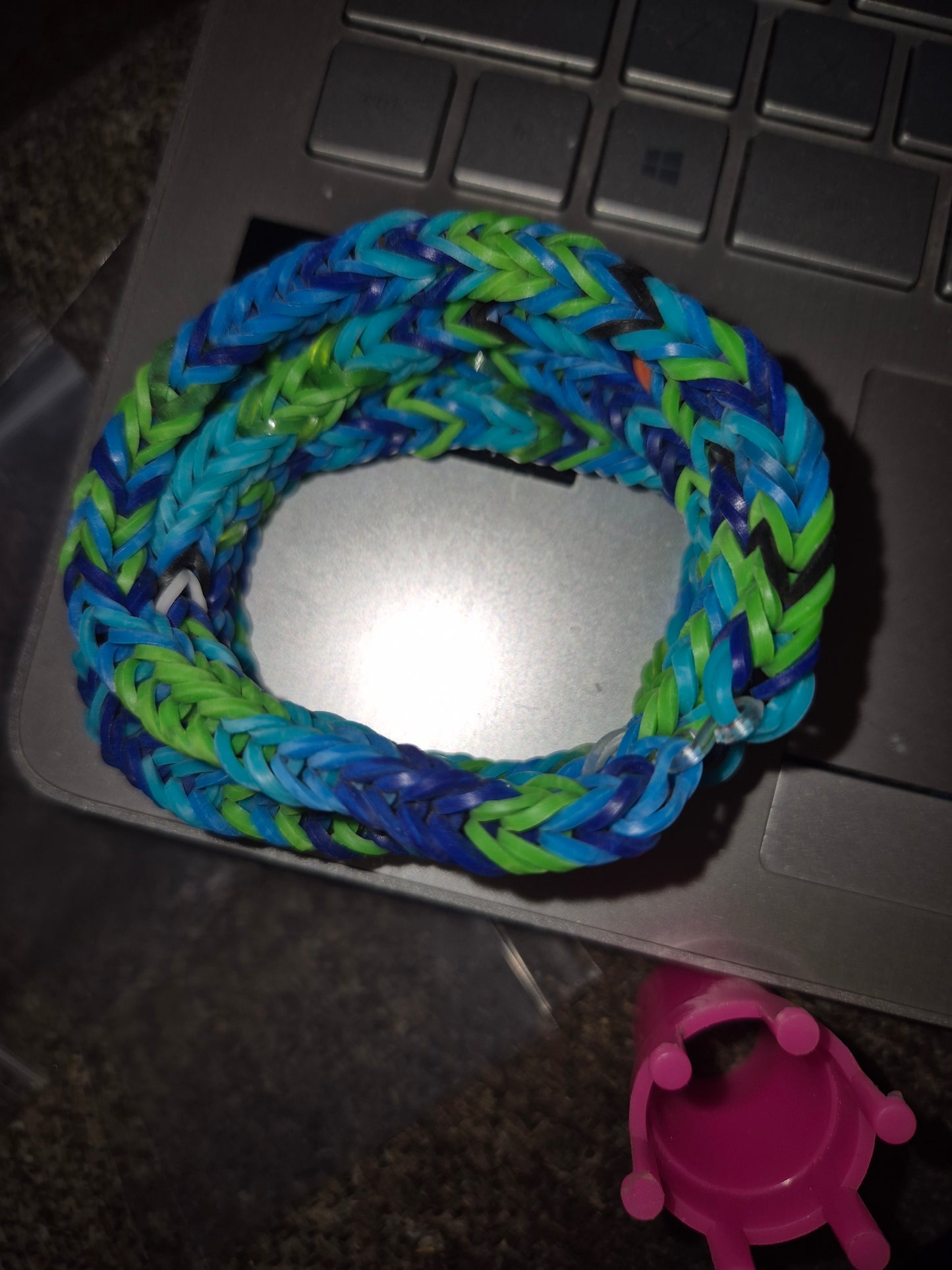 Bright colours loomband